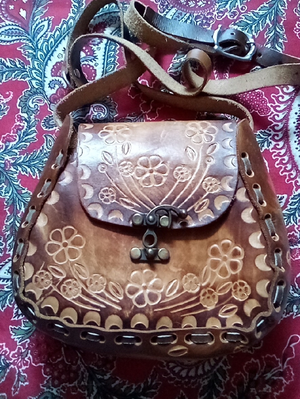 Vintage Hand-Tooled Brown Leather Crossbody Bag - Floral Design